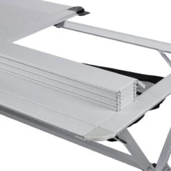 Campart Campingtafel XL TA-0806 - Opvouwbaar, Lichtgewicht En Met Verstelbare Poten - Kampeertafel Inklapbaar Inclusief Opbergtas - 140 X 80 X 70 Cm - Wit -Campingaz winkel 1200x1199 1