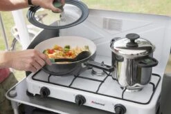 Bo-Camp Wokpan - Campingpan - Sprint Eco - Afneembare Steel - Ø 24cm -Campingaz winkel 1200x800 81
