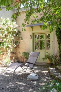 LAFUMA R Clip - Relaxstoel - Verstelbaar - Inklapbaar - Zero Gravity - Magnolia/Light Pink -Campingaz winkel 800x1200 4